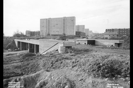 1962: Kalbakken stasjon blir bygd. Foto: Erik Næss/Oslo Byarkiv